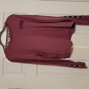 Sweatshirt extended sleeves